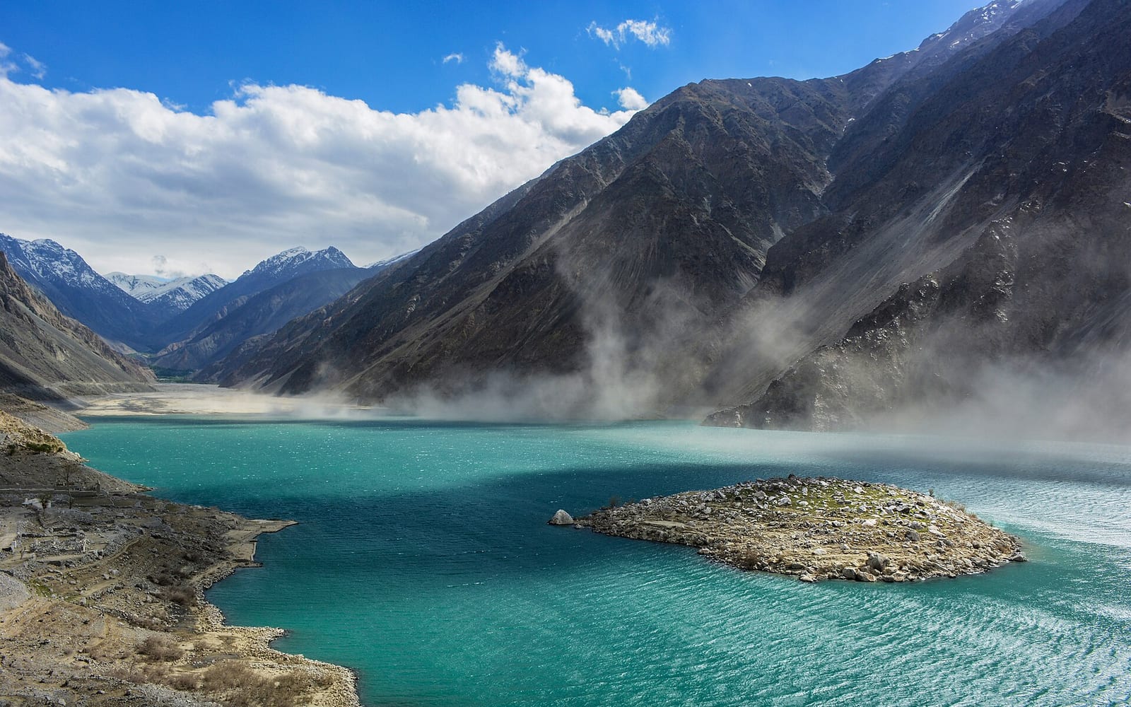 Satpara Lake, Skardu