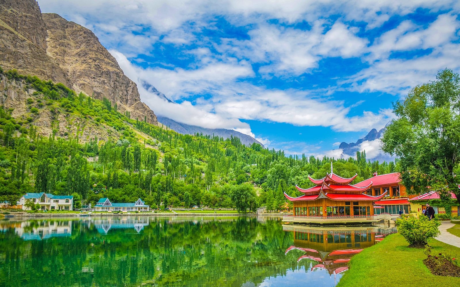 Lower Kachura (Shangrila) at Skardu