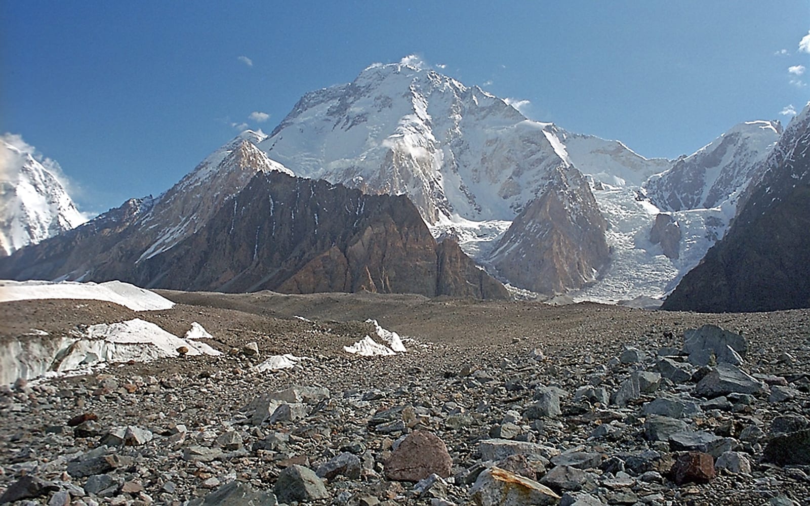 Broad Peak (8,051 m)